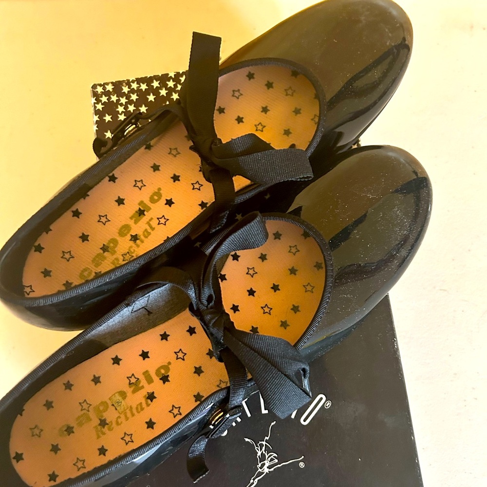 Womens Tap Shoes, barely used, original box